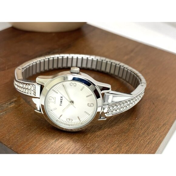Timex Women's Watch TW2V69600 Quartz Silver Dial Stainless Steel Expansion 25mm - Picture 8 of 14